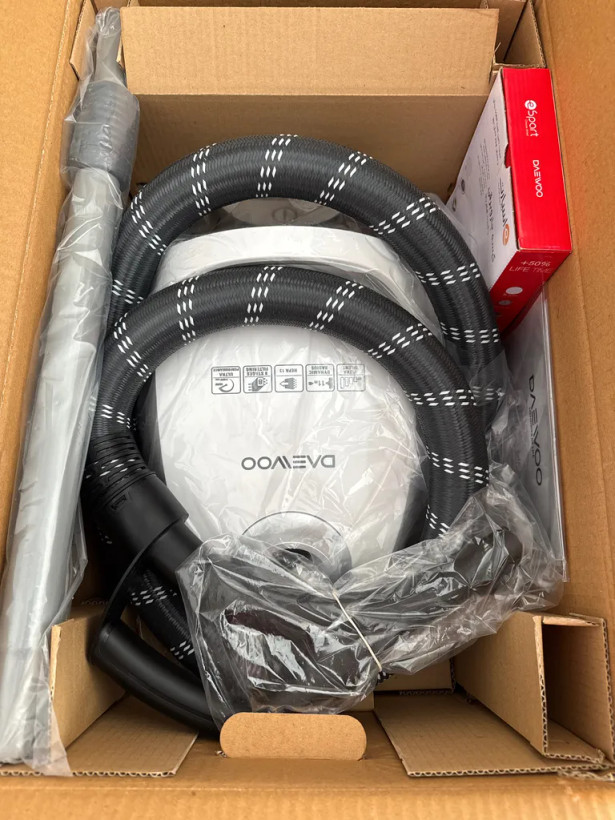 جاروبرقی 2100 وات دوو مدل DVC-S221W